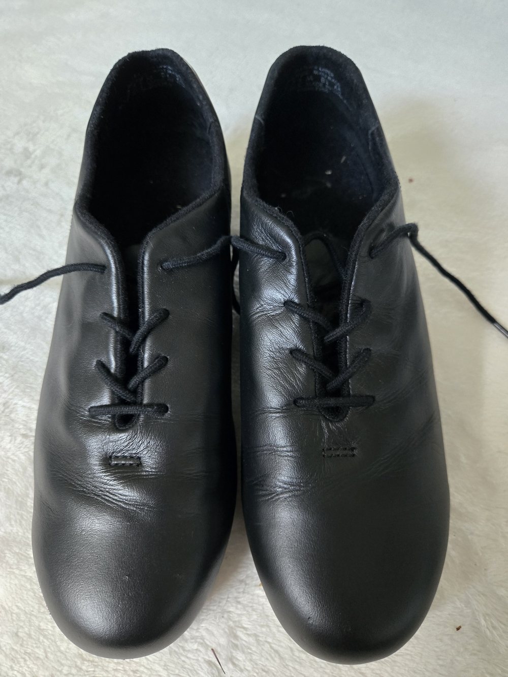 Capezio Tap Shoes In Black Leather